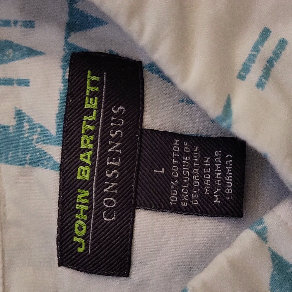 Casual Blue and White Patterned Men's Shirt - Picture 2 of 2